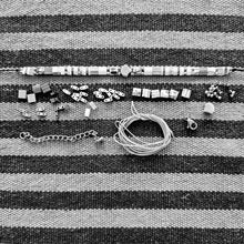 Charger l&#39;image dans la galerie, Bracelet Tila &amp; feuille de Ginko