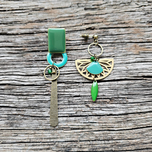 Boucles d'oreilles asymétriques Art Déco