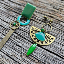 Charger l&#39;image dans la galerie, Boucles d&#39;oreilles asymétriques Art Déco
